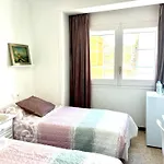 Escondite Con Terraza Compartida En La Azotea 3* Roses