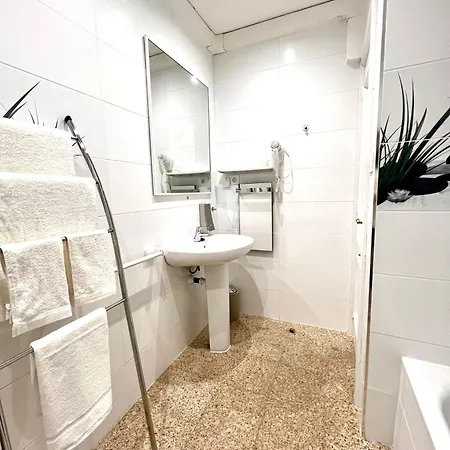 Escondite Con Terraza Compartida En La Azotea Pensión *