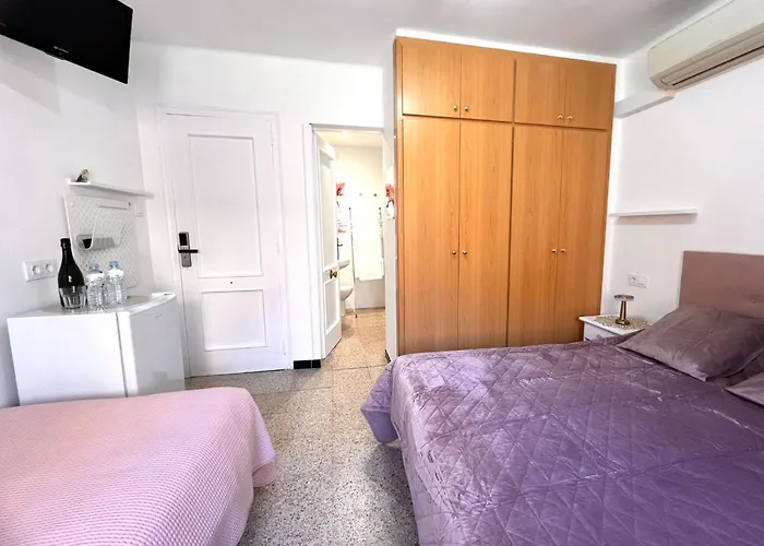 Гостевой дом Escondite Con Terraza Compartida En La Azotea Росас