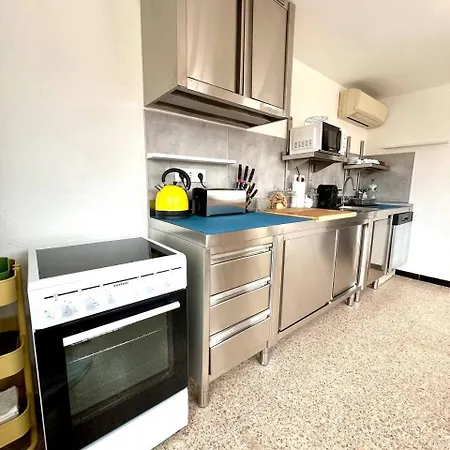 Escondite Con Terraza Compartida En La Azotea רוזס