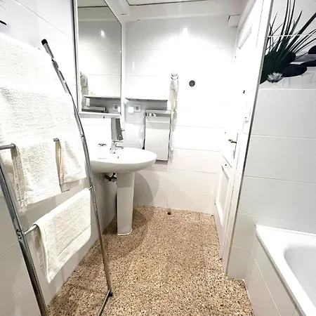 Escondite Con Terraza Compartida En La Azotea בית הארחה